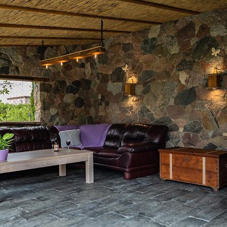 Cat Stone Villa Pisz Exterior foto
